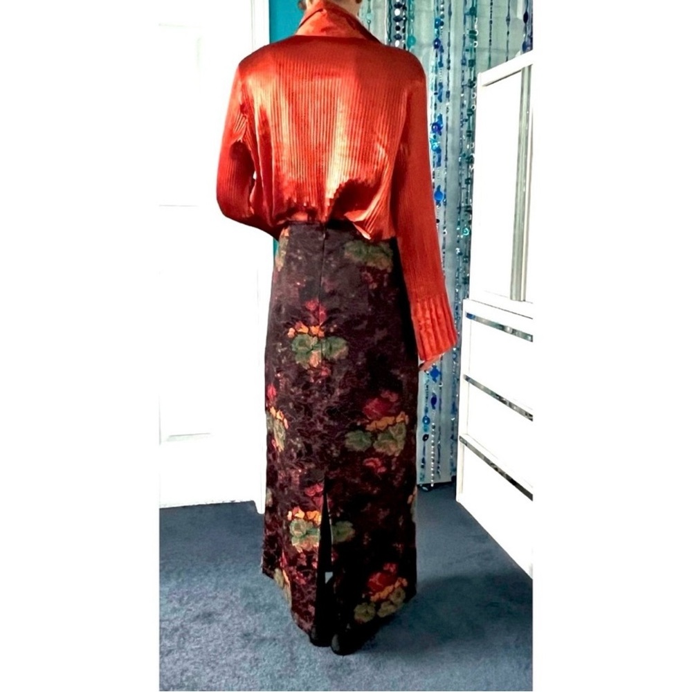 Vintage  Floral Brocade Tapestry Pencil Maxi Skirt – Red, Gold by April Cornell - Picture 5 of 16